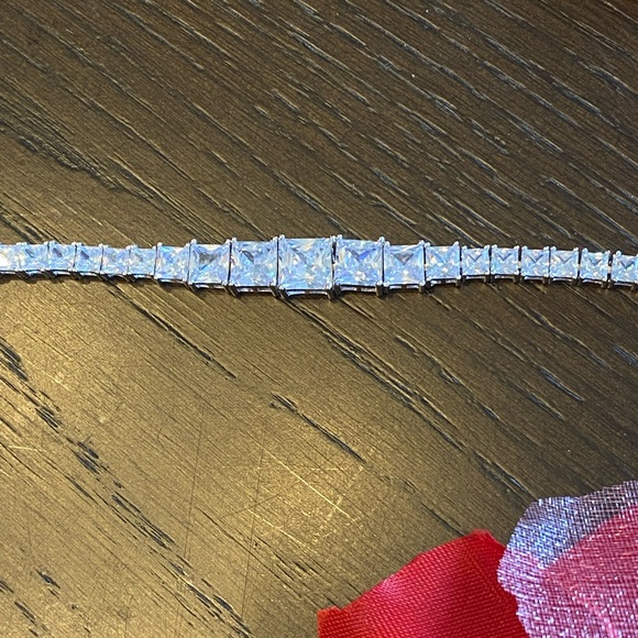 PRICE DROP!!!🎉🎉🎉Absolute™ Sterling Silver Quadrillion-Cut Tennis Bracelet💛 - Picture 8 of 8